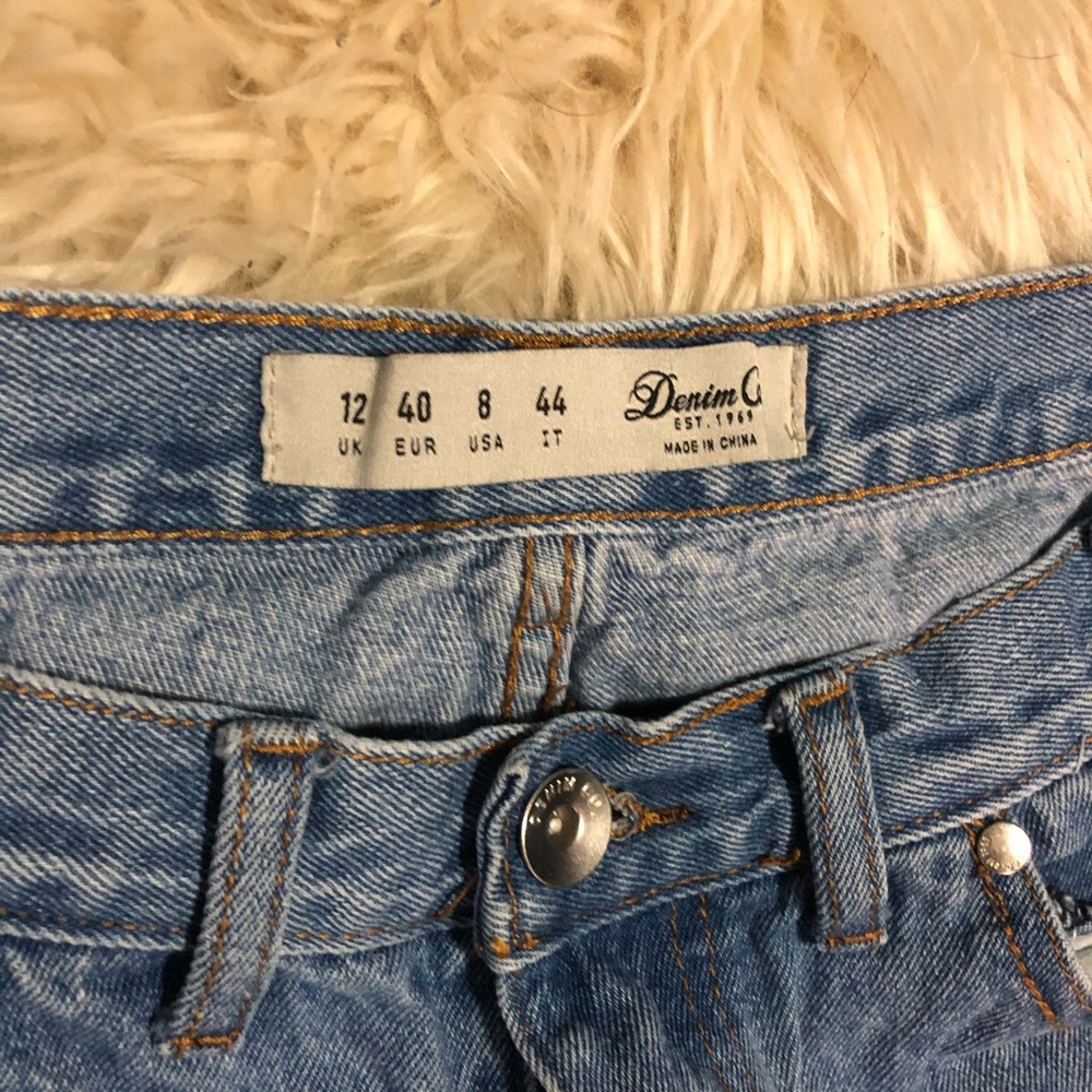 Jeans - Picture 3 of 3
